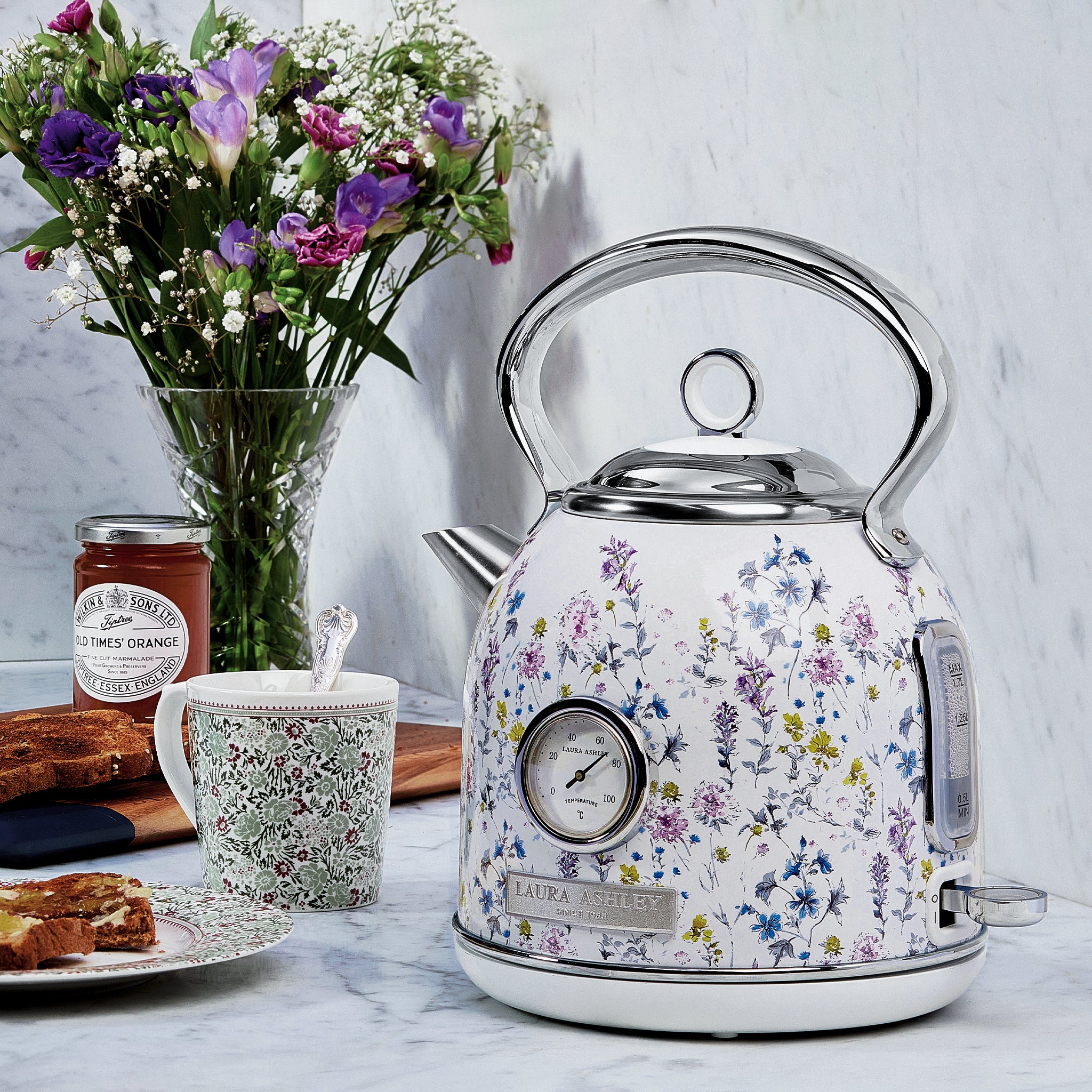 Laura Ashley Dome Kettle