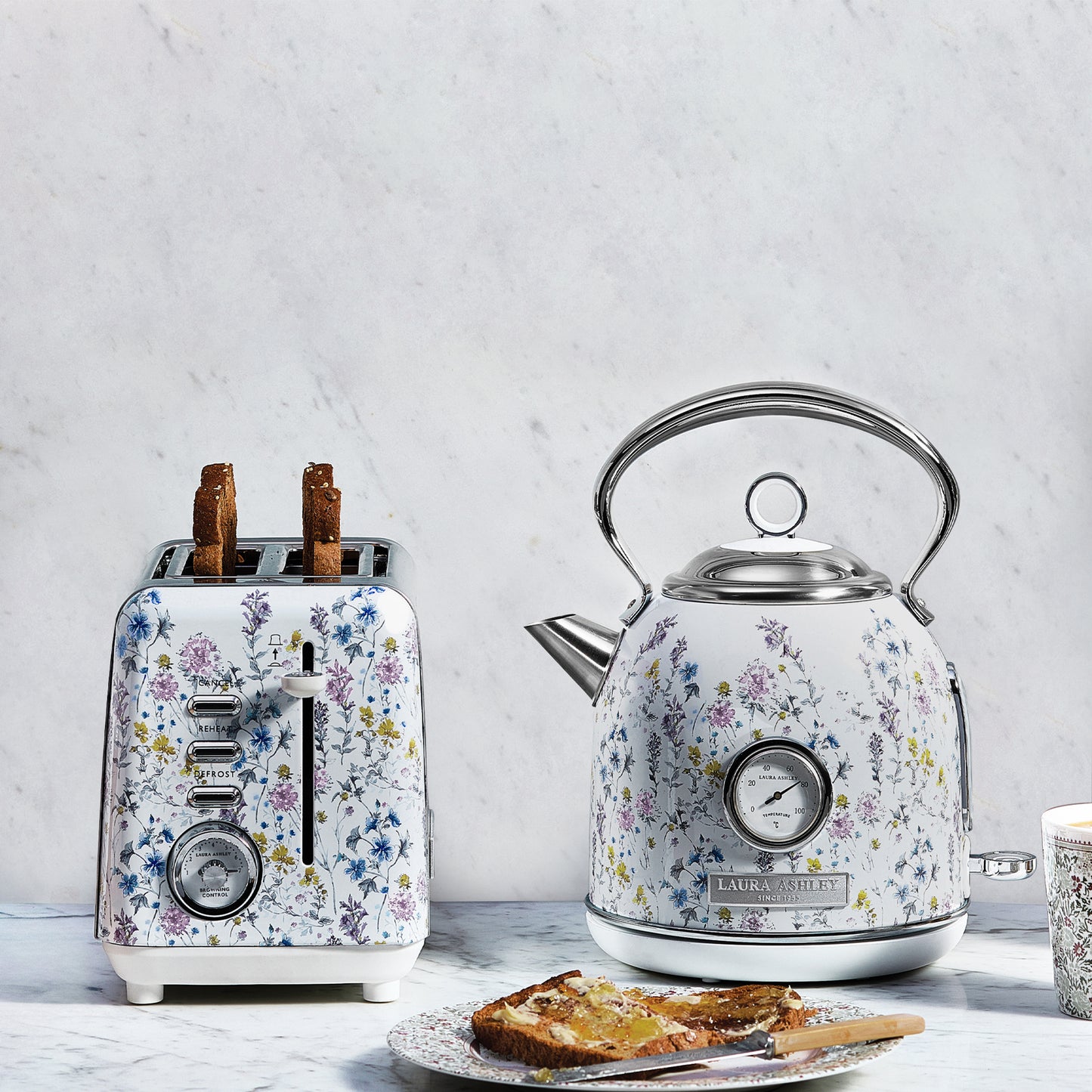 Laura Ashley Dome Kettle