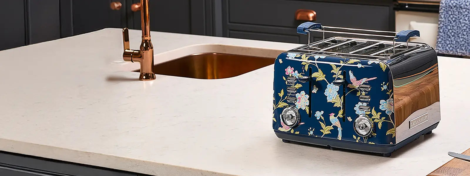Laura Ashley’s Elveden Collection4-Slice Toaster