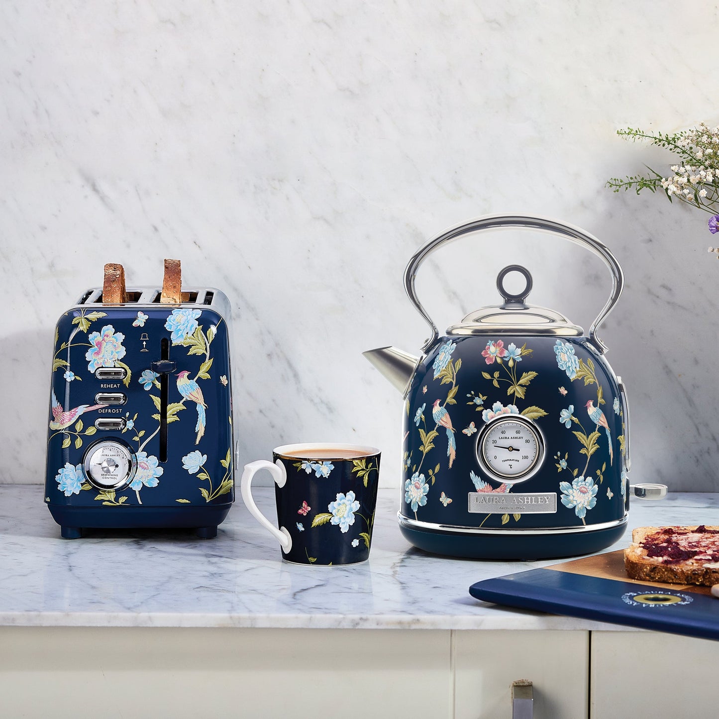 Laura Ashley Dome Kettle