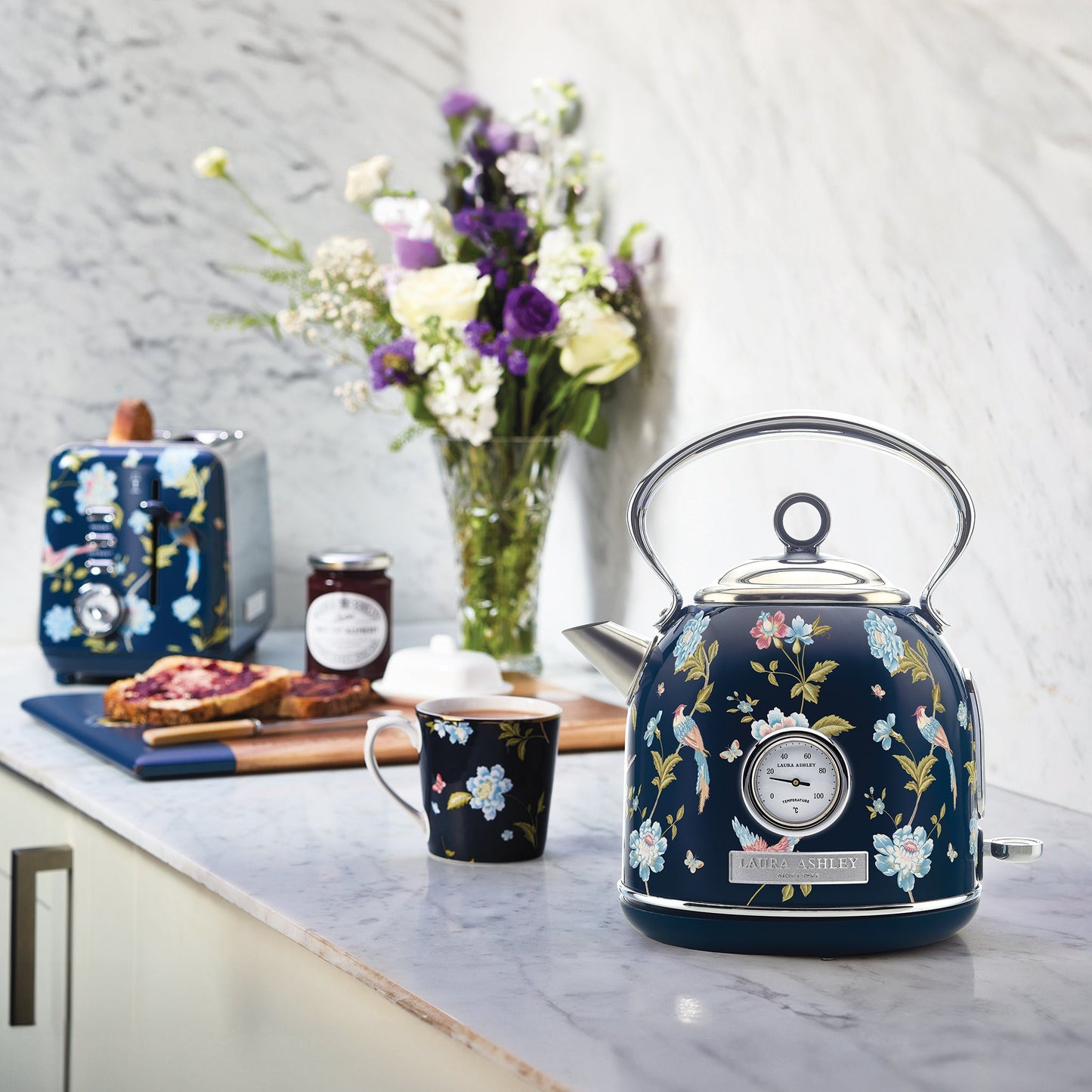 Laura Ashley Dome Kettle