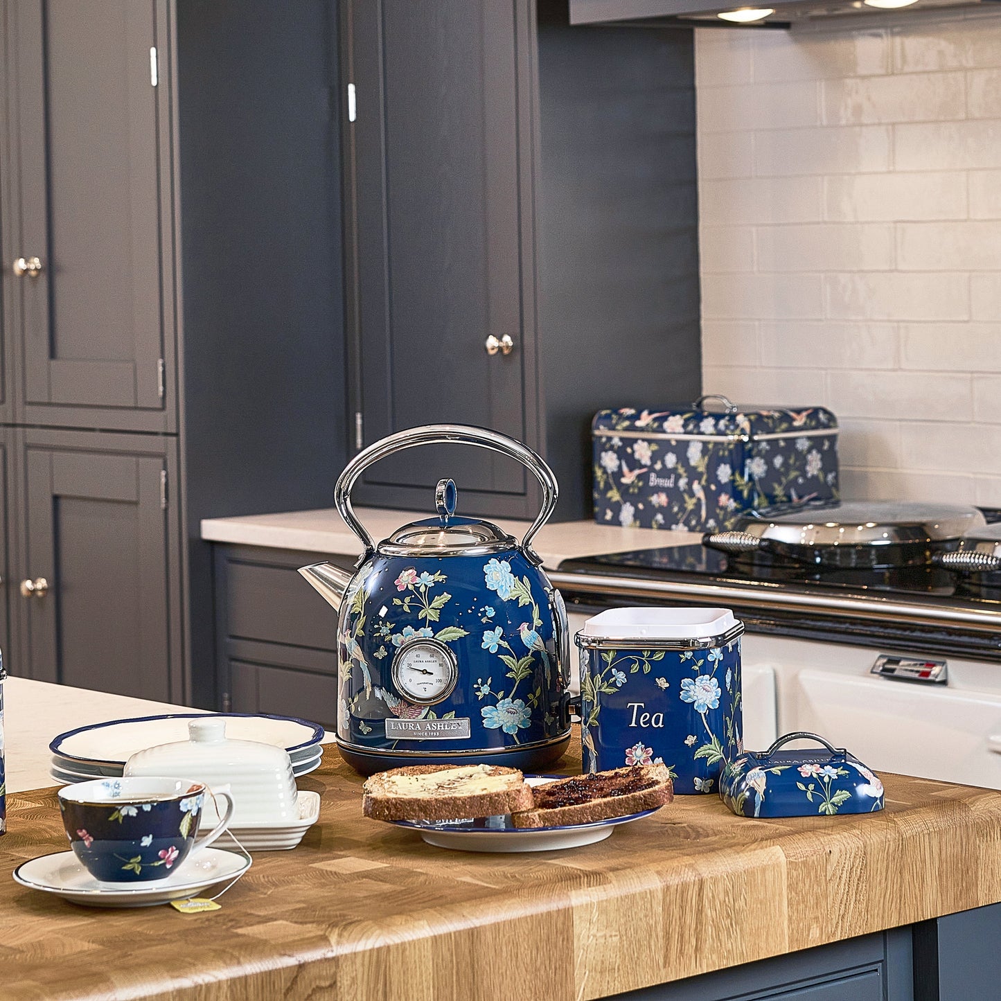 Laura Ashley Dome Kettle