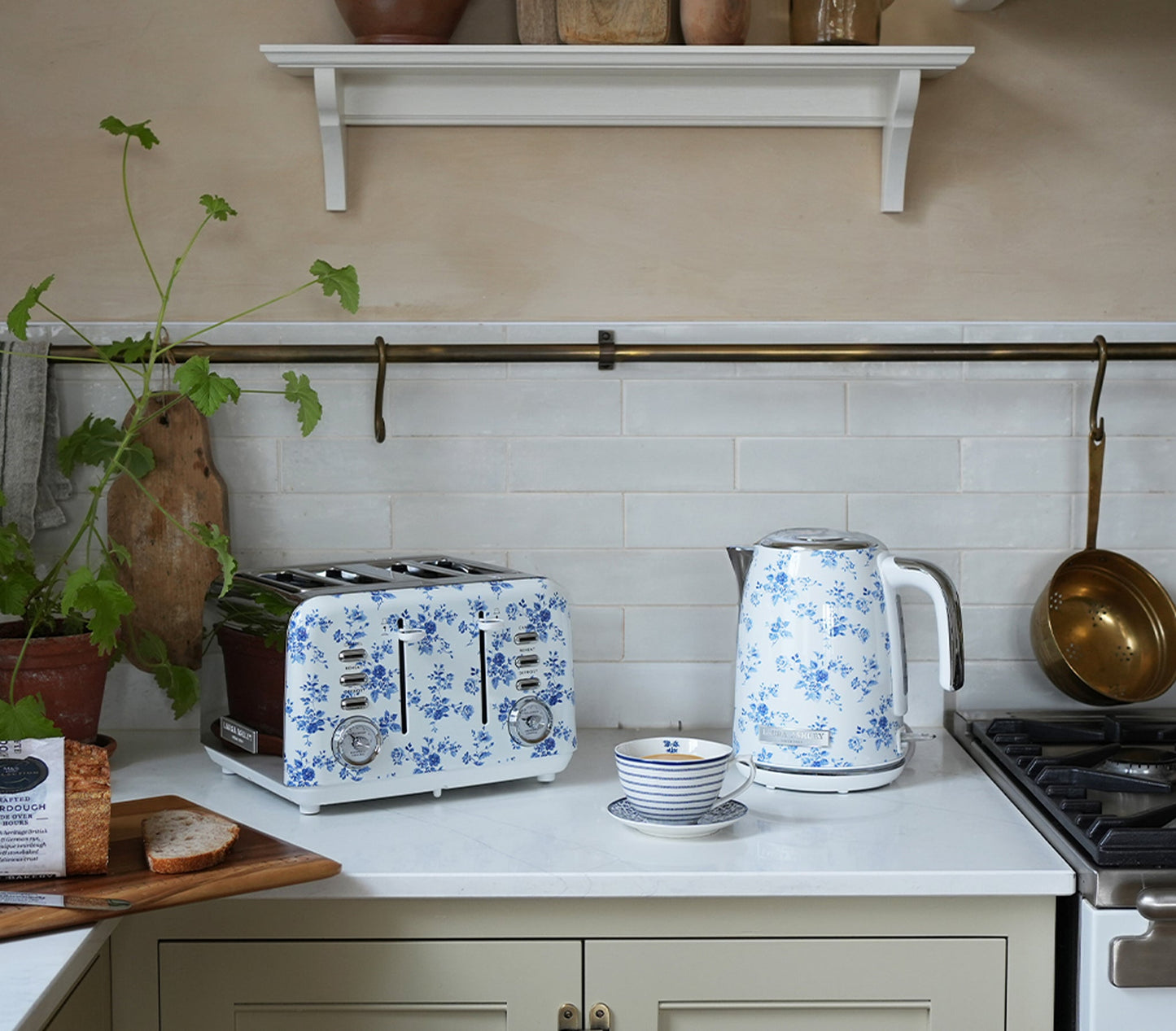 Laura Ashley 4-Slice Toaster