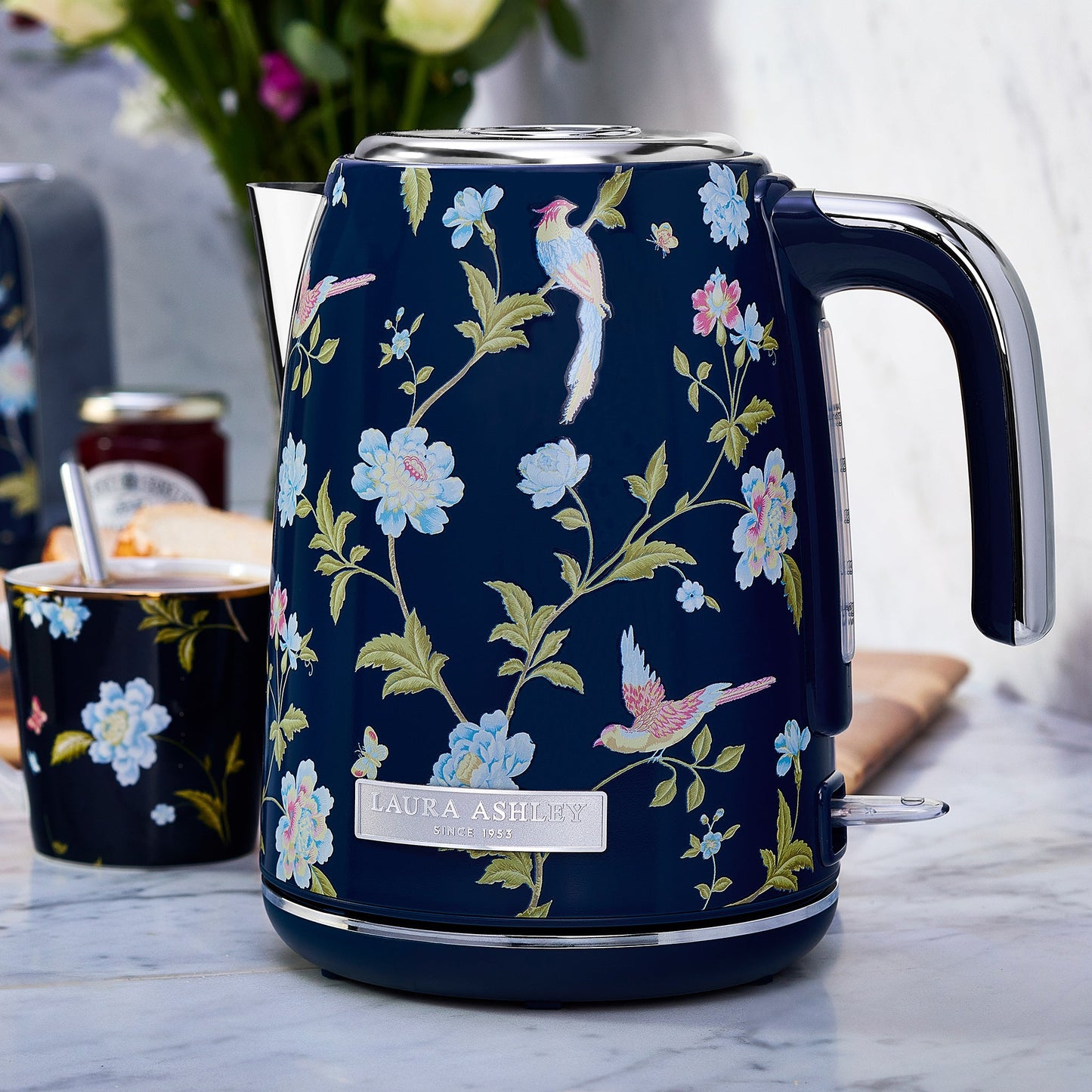 Laura Ashley 1.7L Jug Kettle – Fast Boil & Water Level Indicator